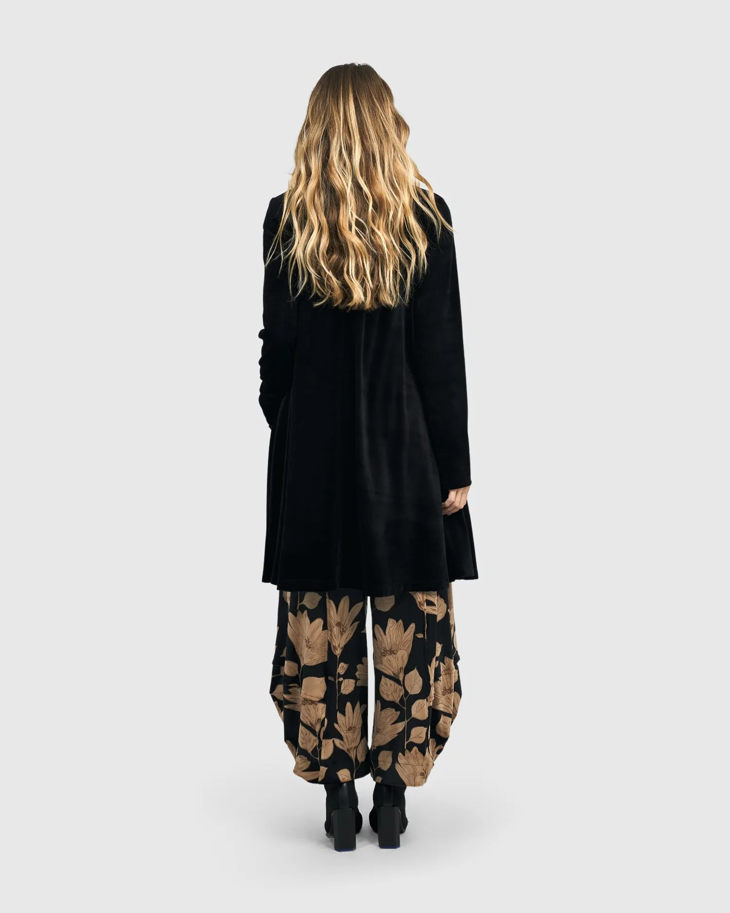 ALEMBIKA - BLACK VELVET JACKET