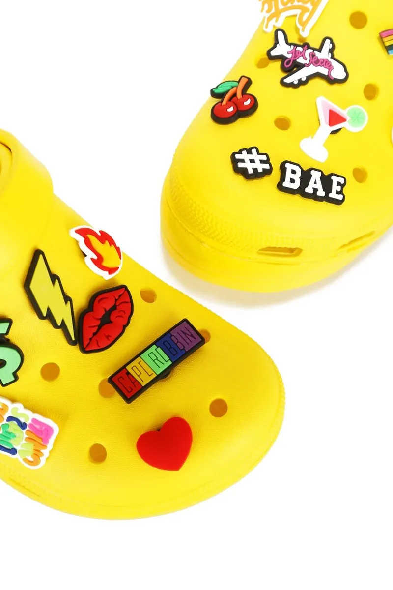 Cape Robbin Gardener-2 Platform Clogs Fashion Comfortable Clogs Slippers YELLOW