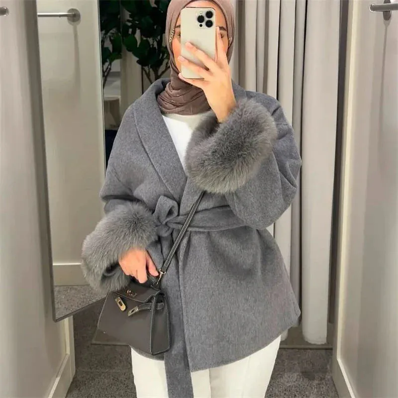 Marina - Elegant coat with fur detail