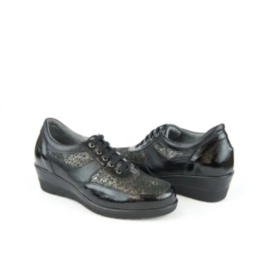 Portofino Women's Wedge Lace Oxfords- Black
