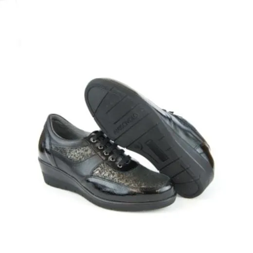 Portofino Women's Wedge Lace Oxfords- Black