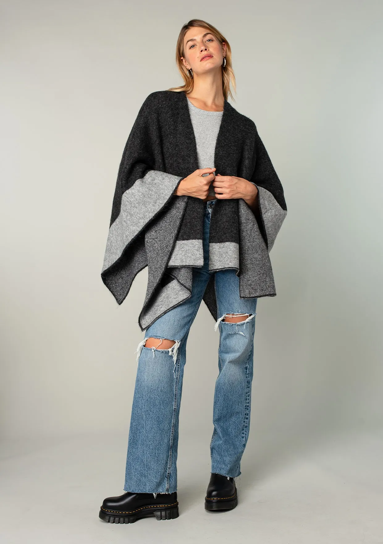 Relaxed Color Block Cape Cardigan Poncho